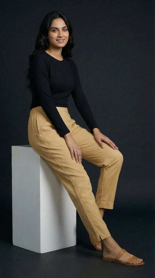 Essential Straight Pant Beige